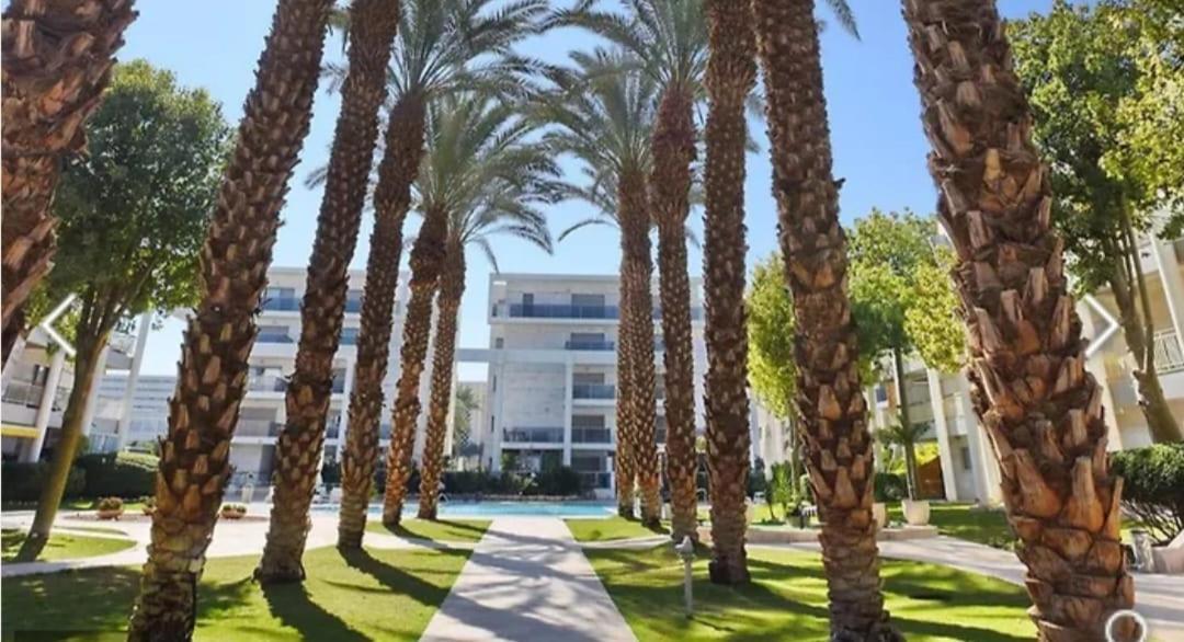 Luxury Queen Royal Park Eilat Esterno foto